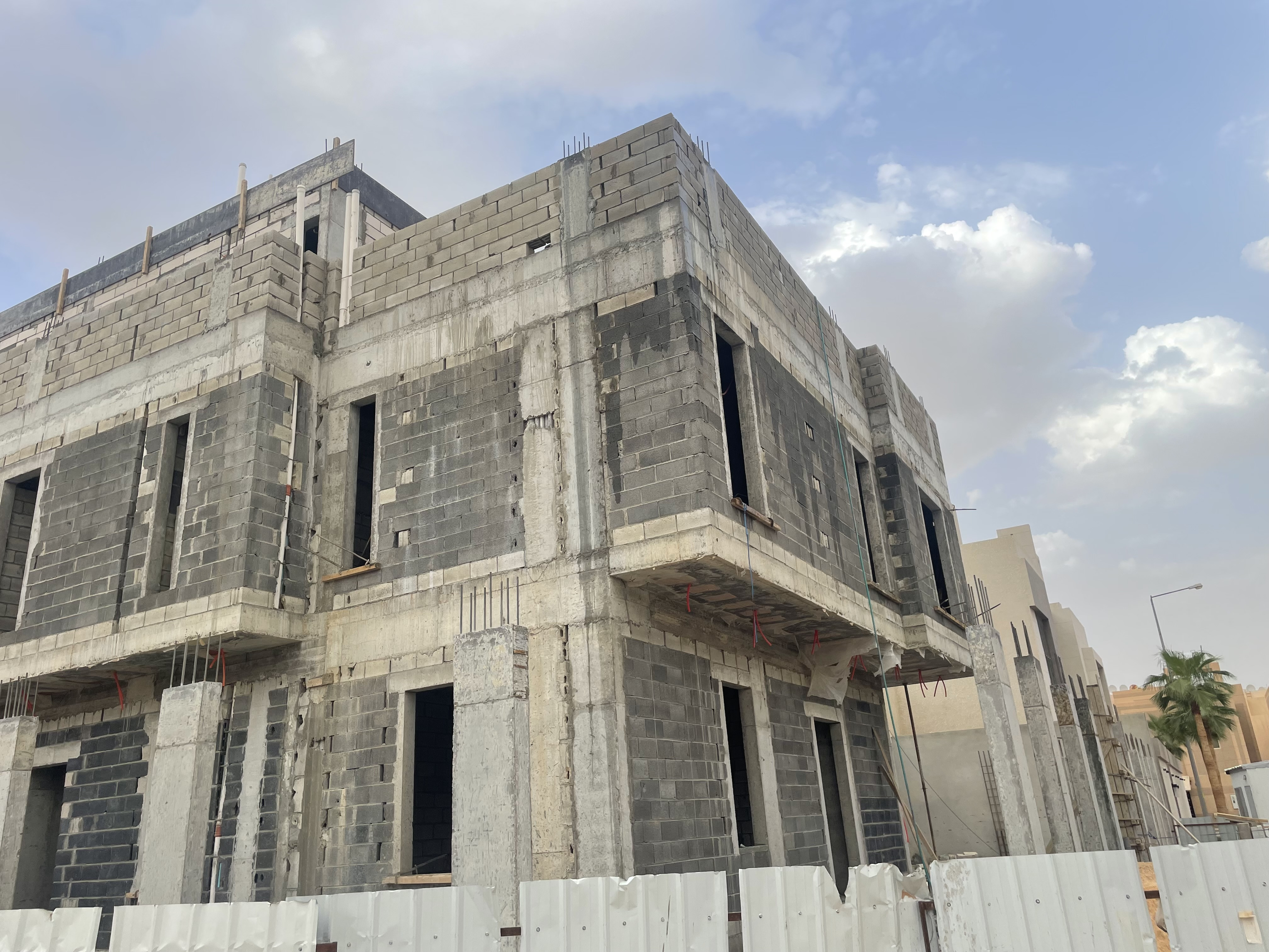 واجهة فيلا مودرن زاوية على شارعين في الرياض حي حطين