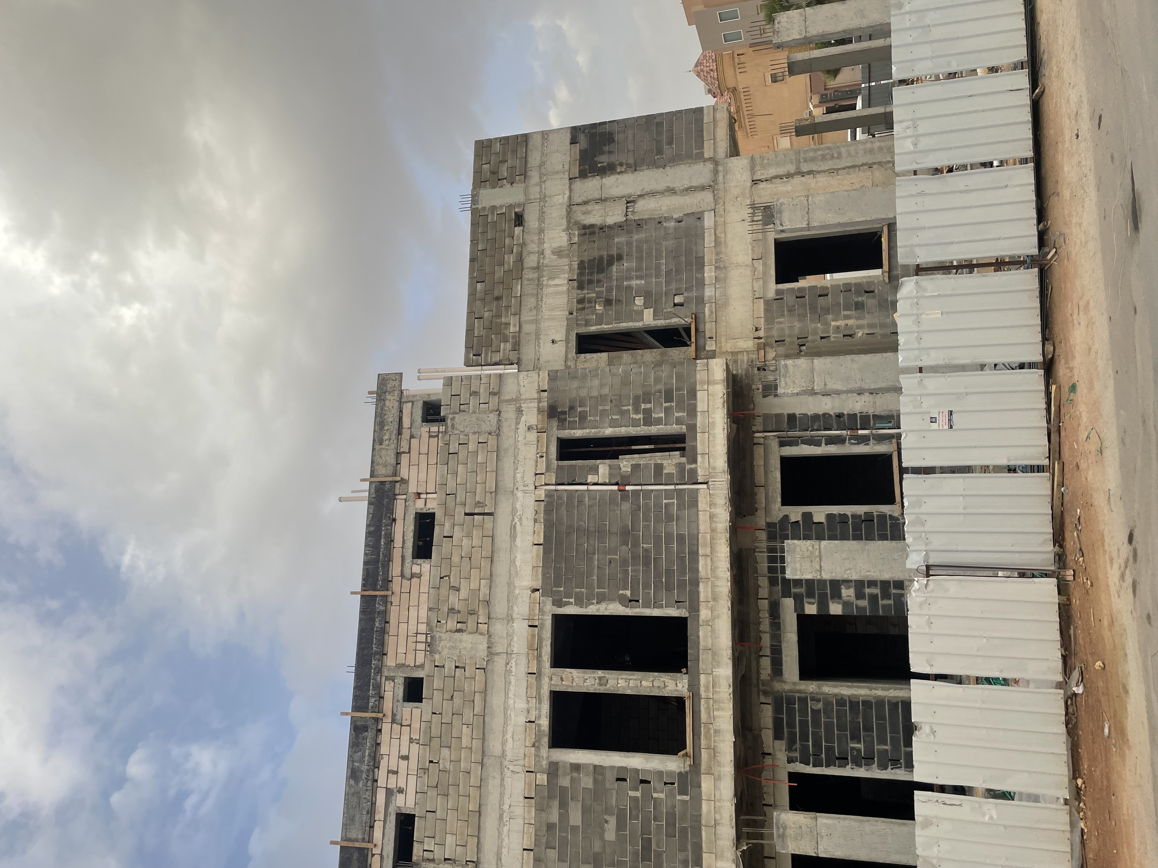 واجهة فيلا مودرن زاوية على شارعين في الرياض حي حطين