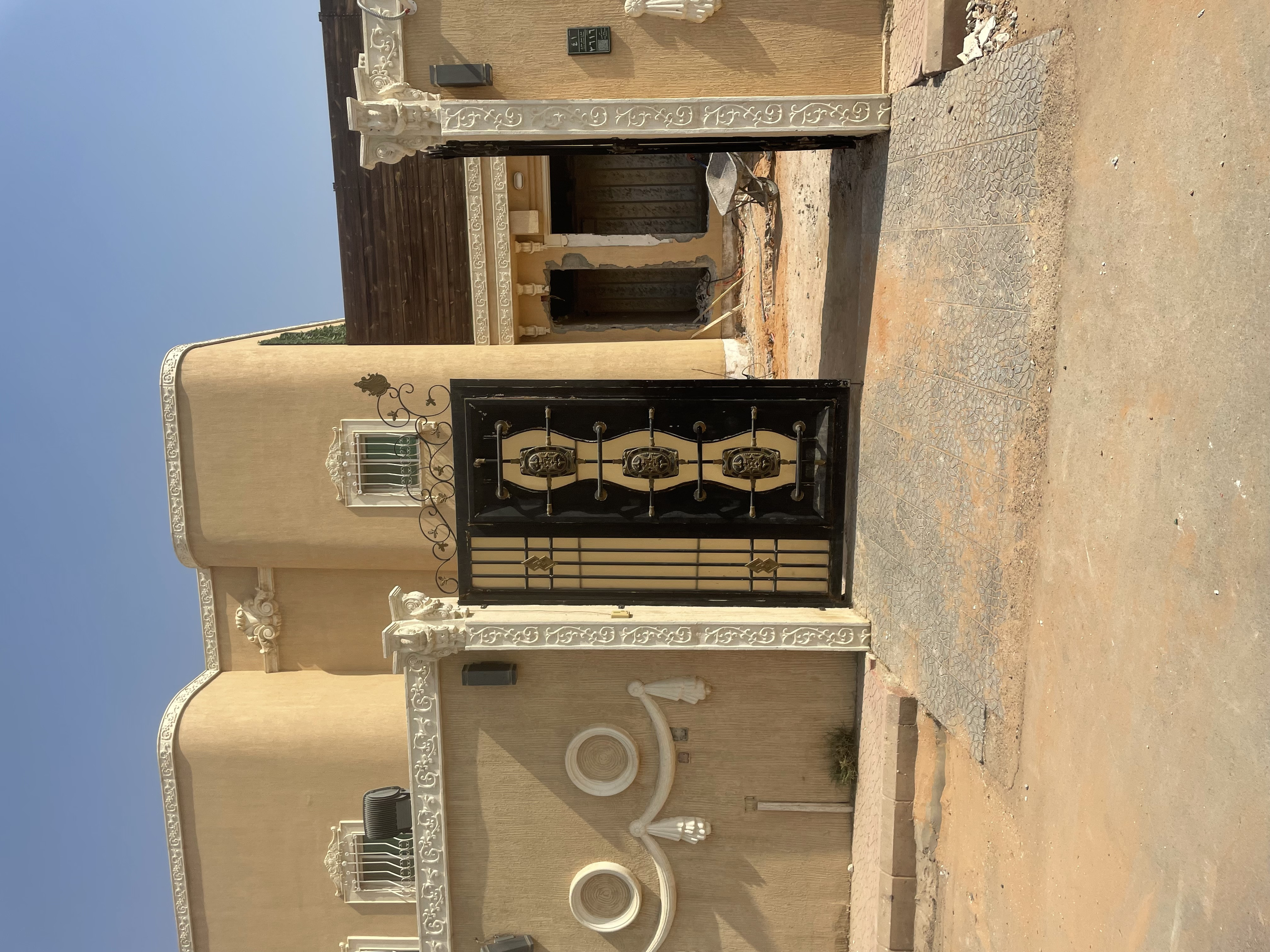 ترميم واجهة و حديقة فيلا شامل التصميم المجاني في الرياض