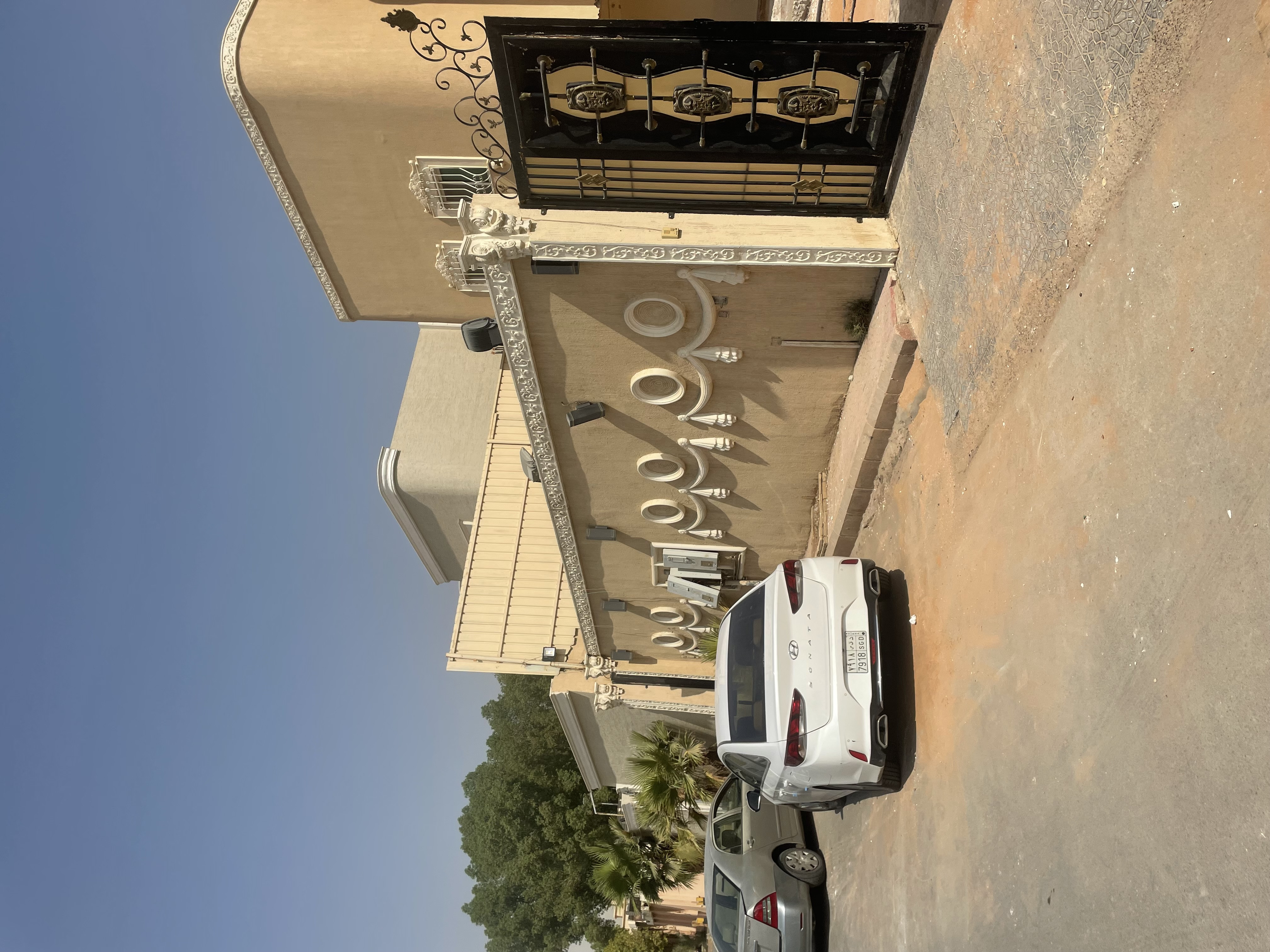 ترميم واجهة و حديقة فيلا شامل التصميم المجاني في الرياض