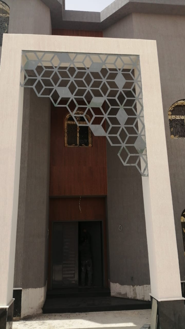ترميم واجهة فيلا فخمة شامل التصميم المجاني في الرياض