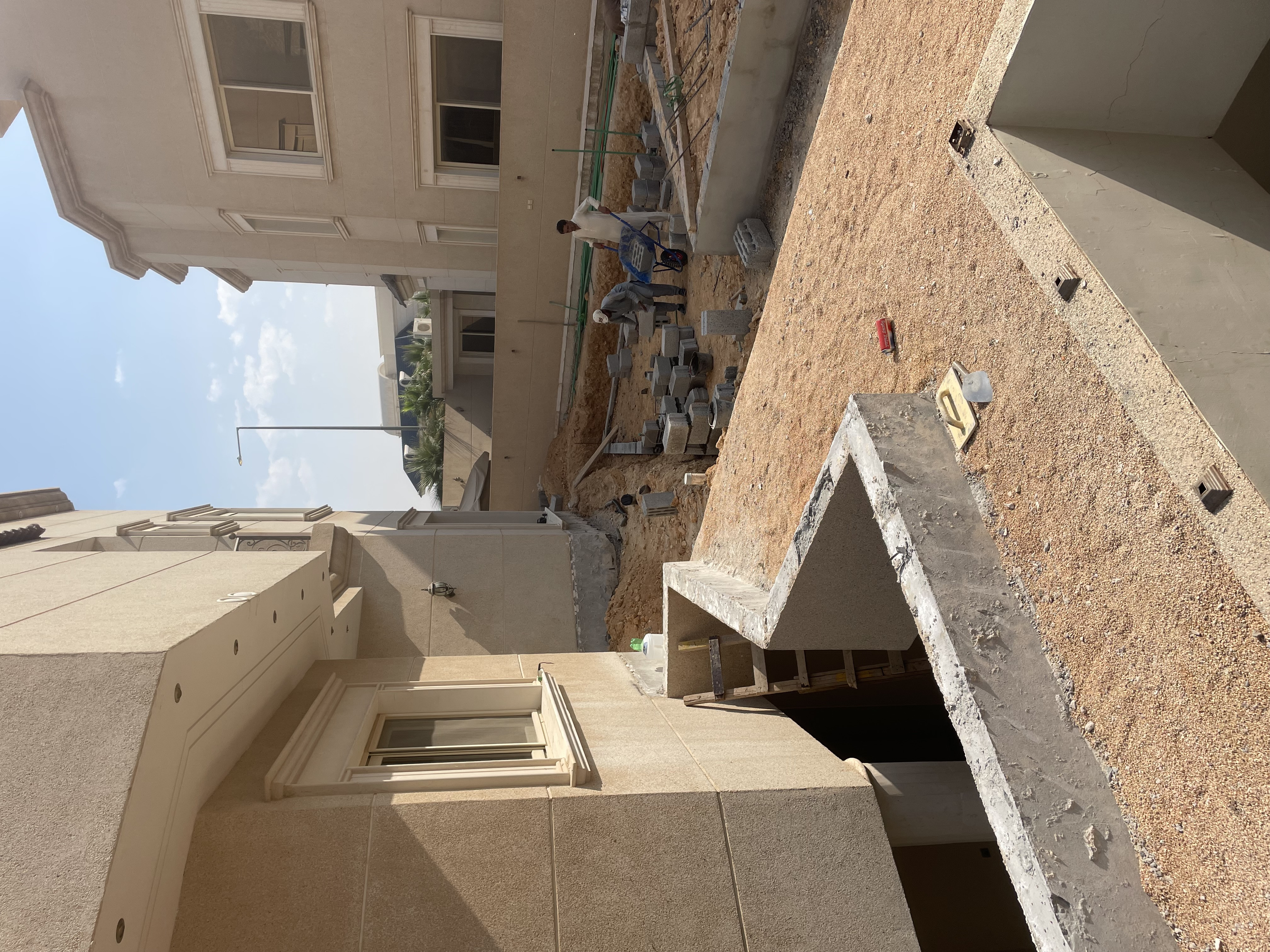 ترميم واجهة و حديقة فيلا فخمة في الرياض شامل التصميم المجاني