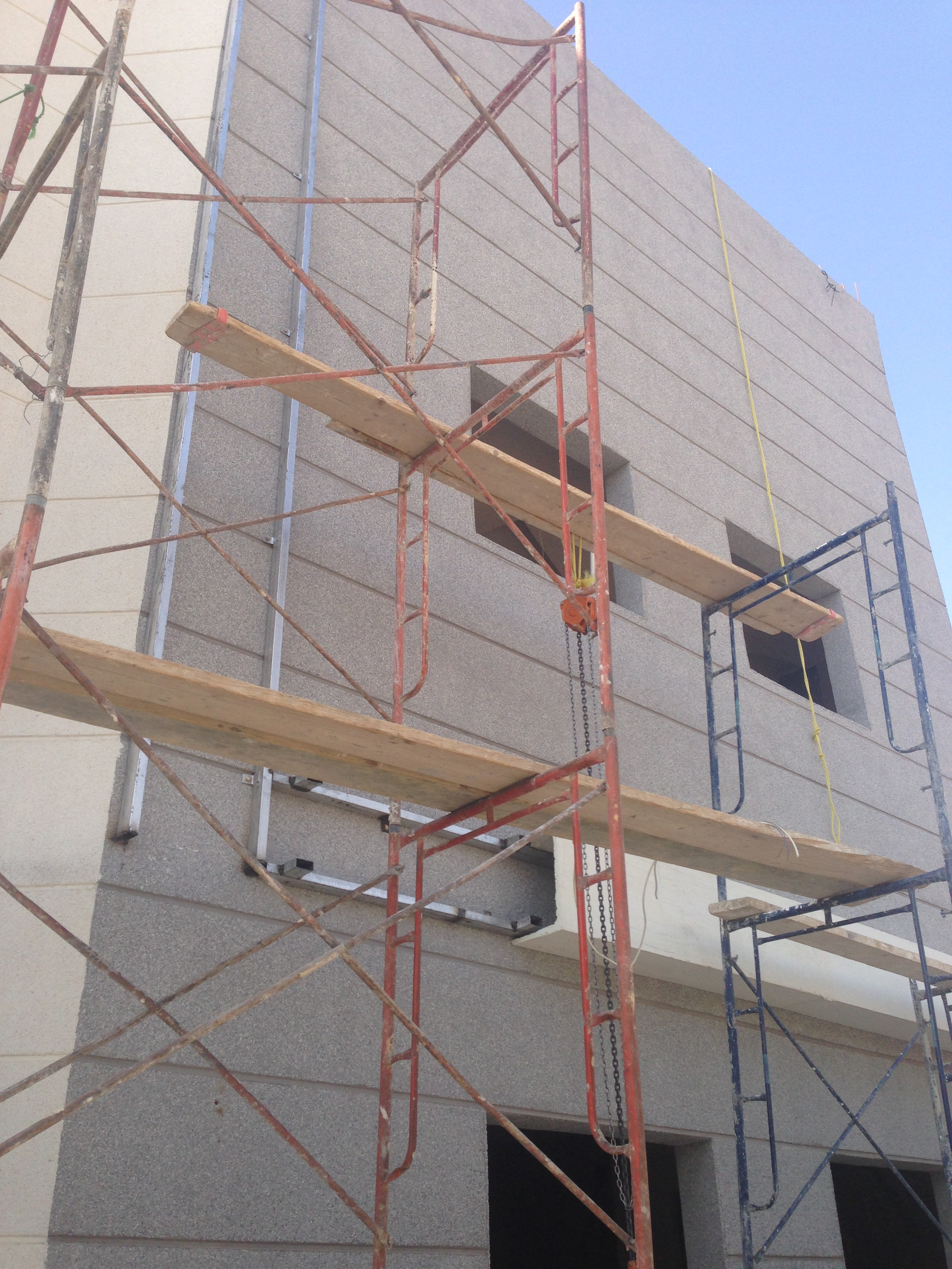 تشطيب واجهات حجر و جي ار سي في الرياض