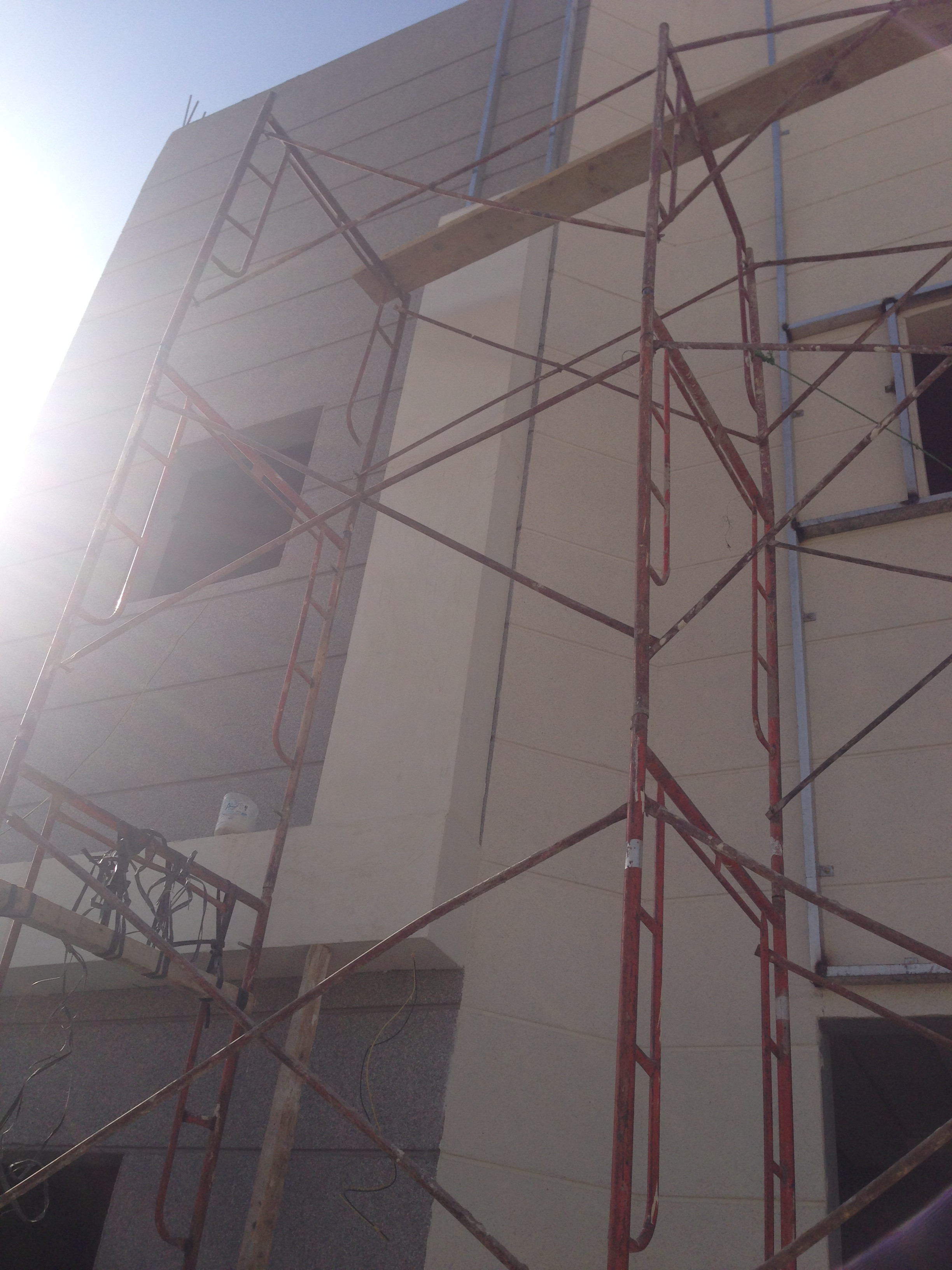 تشطيب واجهات حجر و جي ار سي في الرياض