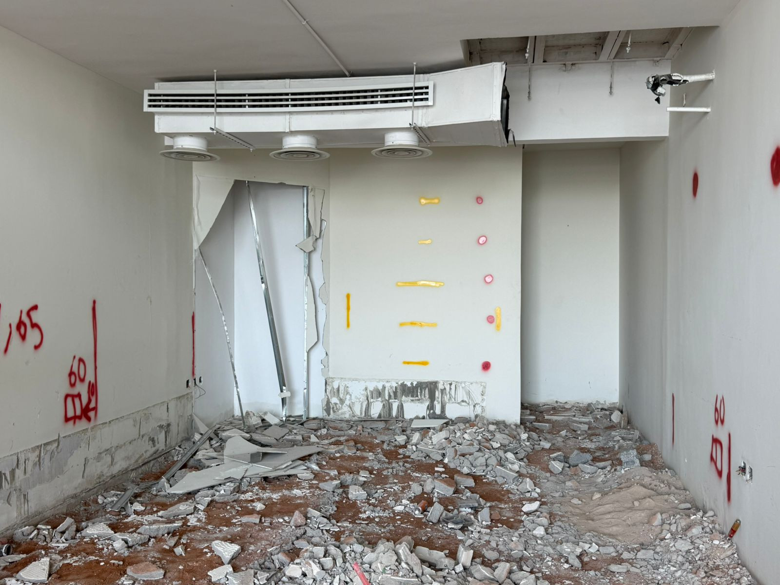 ترميم صالون تجميل و سبا فاخر في الرياض