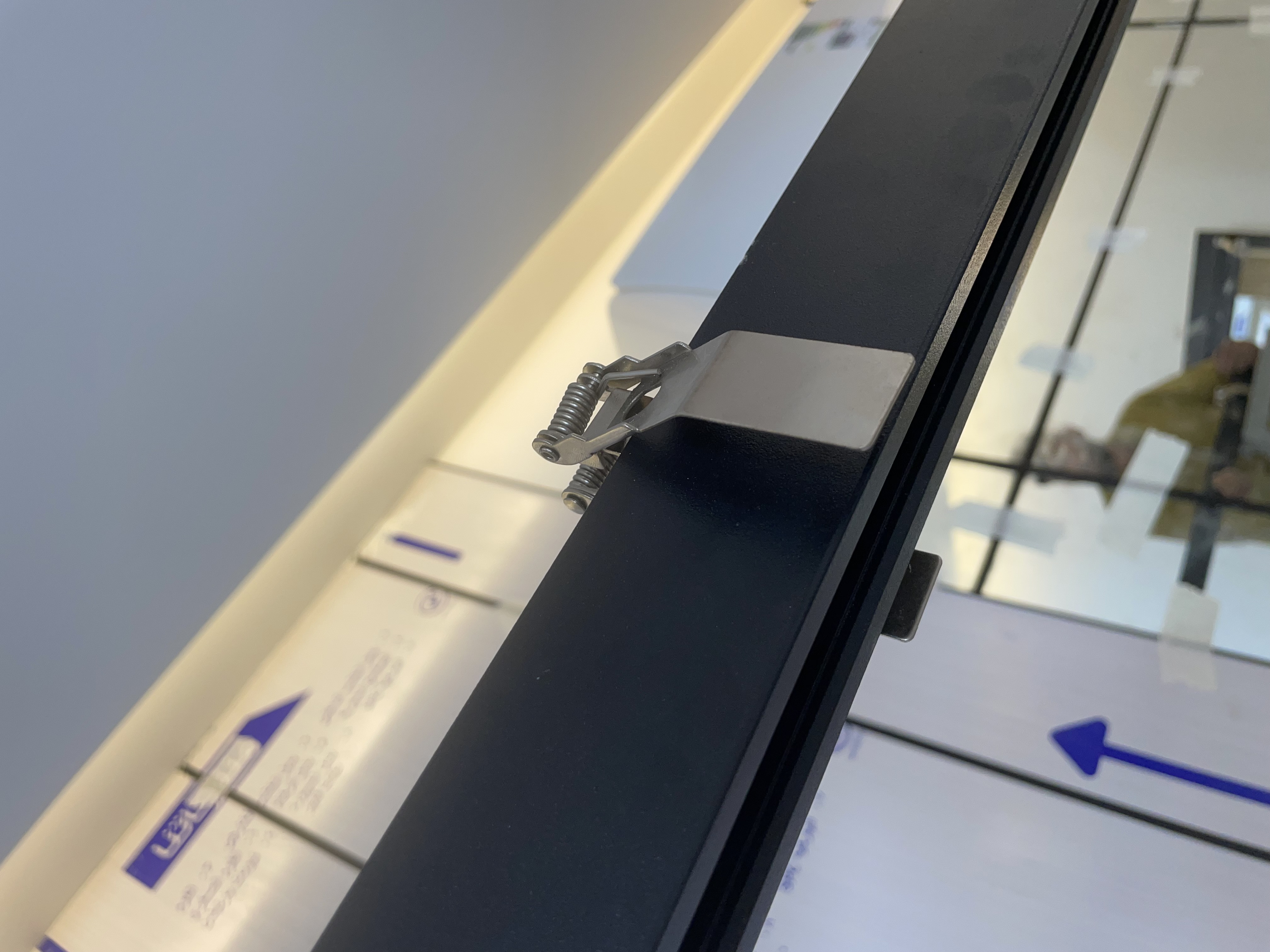 مصمم إنارة منزلية محترف في الرياض