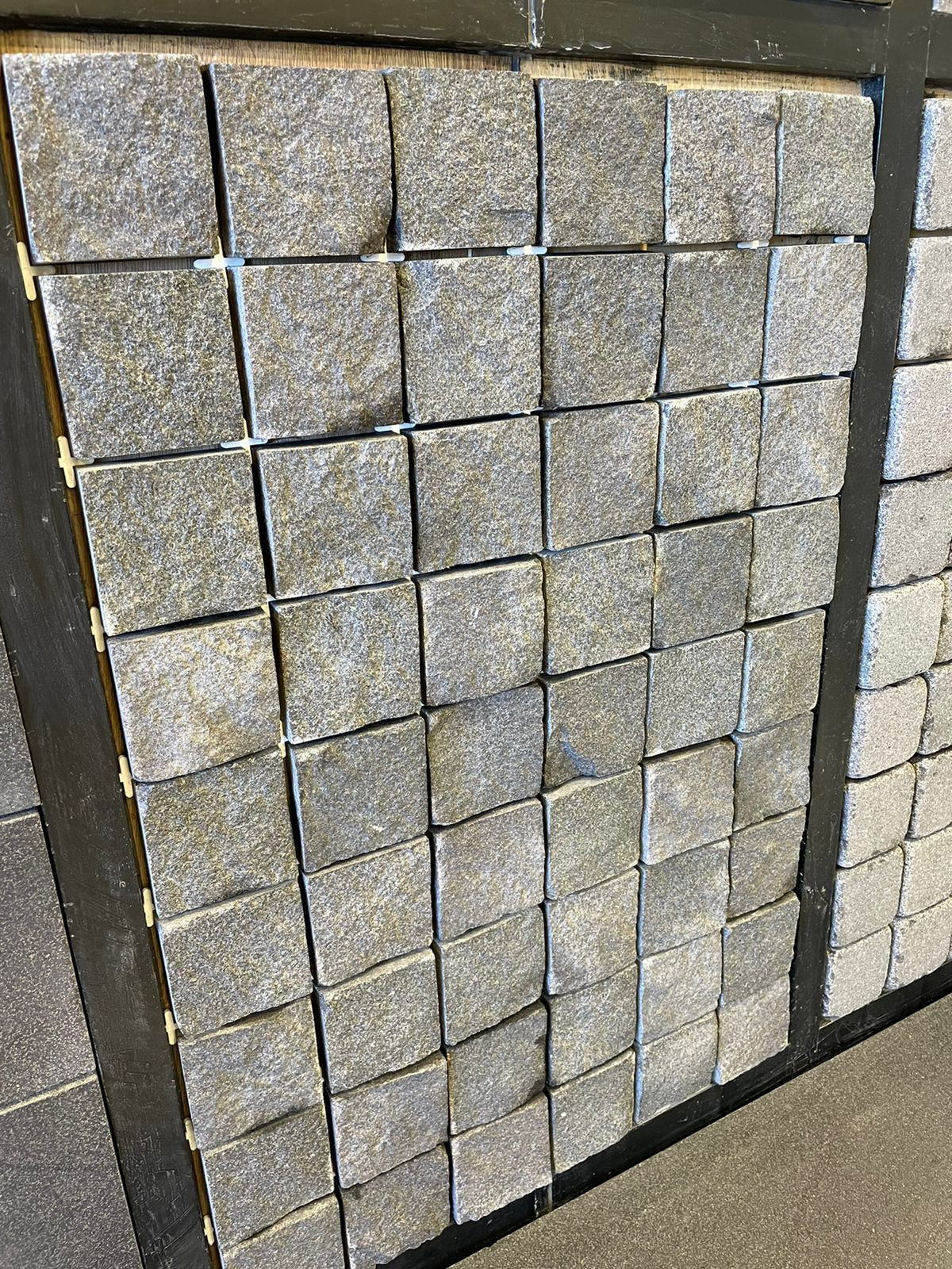 مشرف تشطيبات مواقع محترف في الرياض