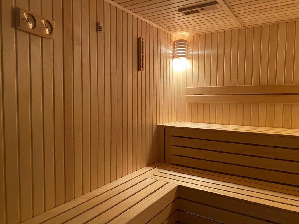 غرف ساونا فاخرة منزلية وفندقية مع كروزا للمسابح بالرياض