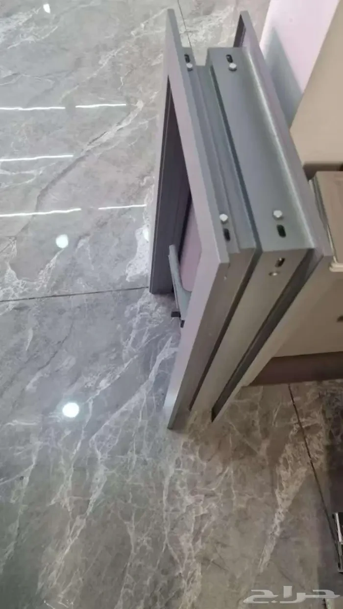 استيراد مواد البناء والتشطيب مباشرة من المصنع بالصين