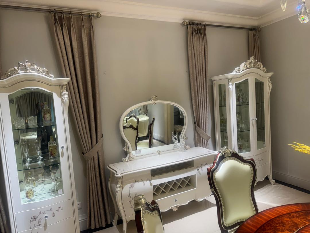 جميع أنواع الأثاث الفندقي المكتبي المنزلي بأعلى جودة واعلي سعر استيراد مباشر من المصنع بالصين