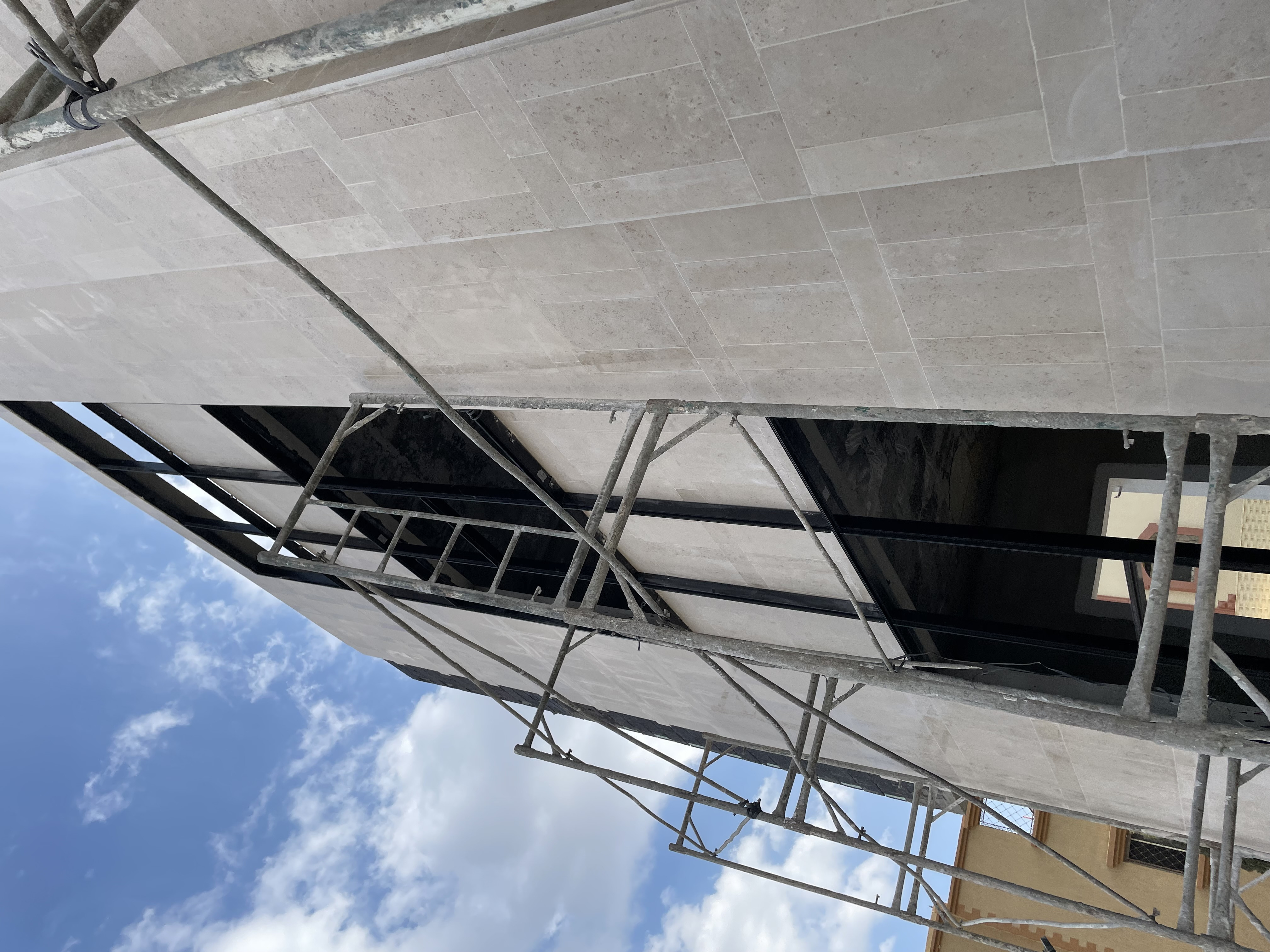 تشطيب واجهة حجر نساح و حجر ضرما و حجر دوسري و رخام ترفنتينو و حجر وجه الجبل في الرياض0531226345