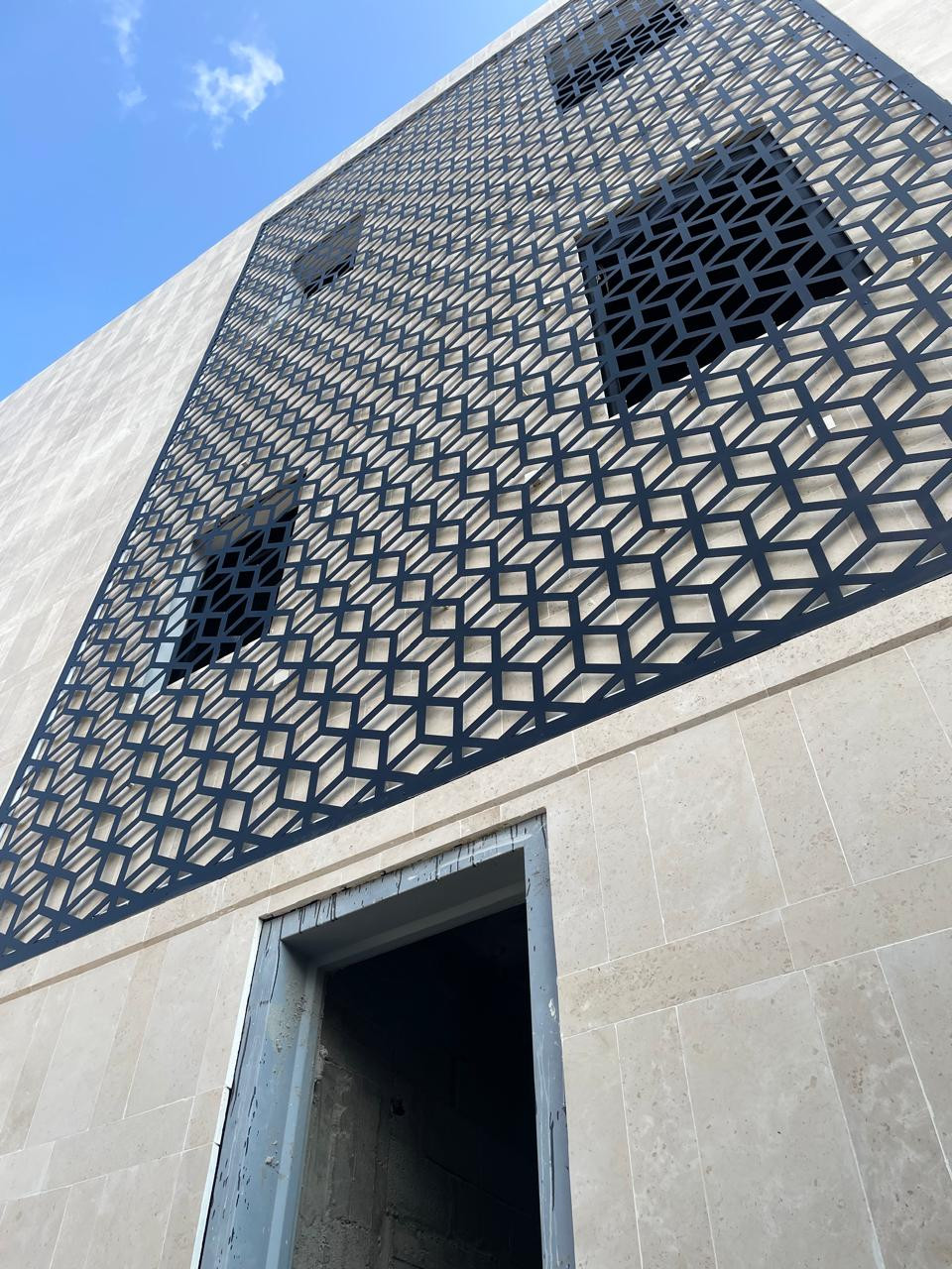 توريد و تركيب حجر ضرما و حجر نساح في الرياض 0531226345