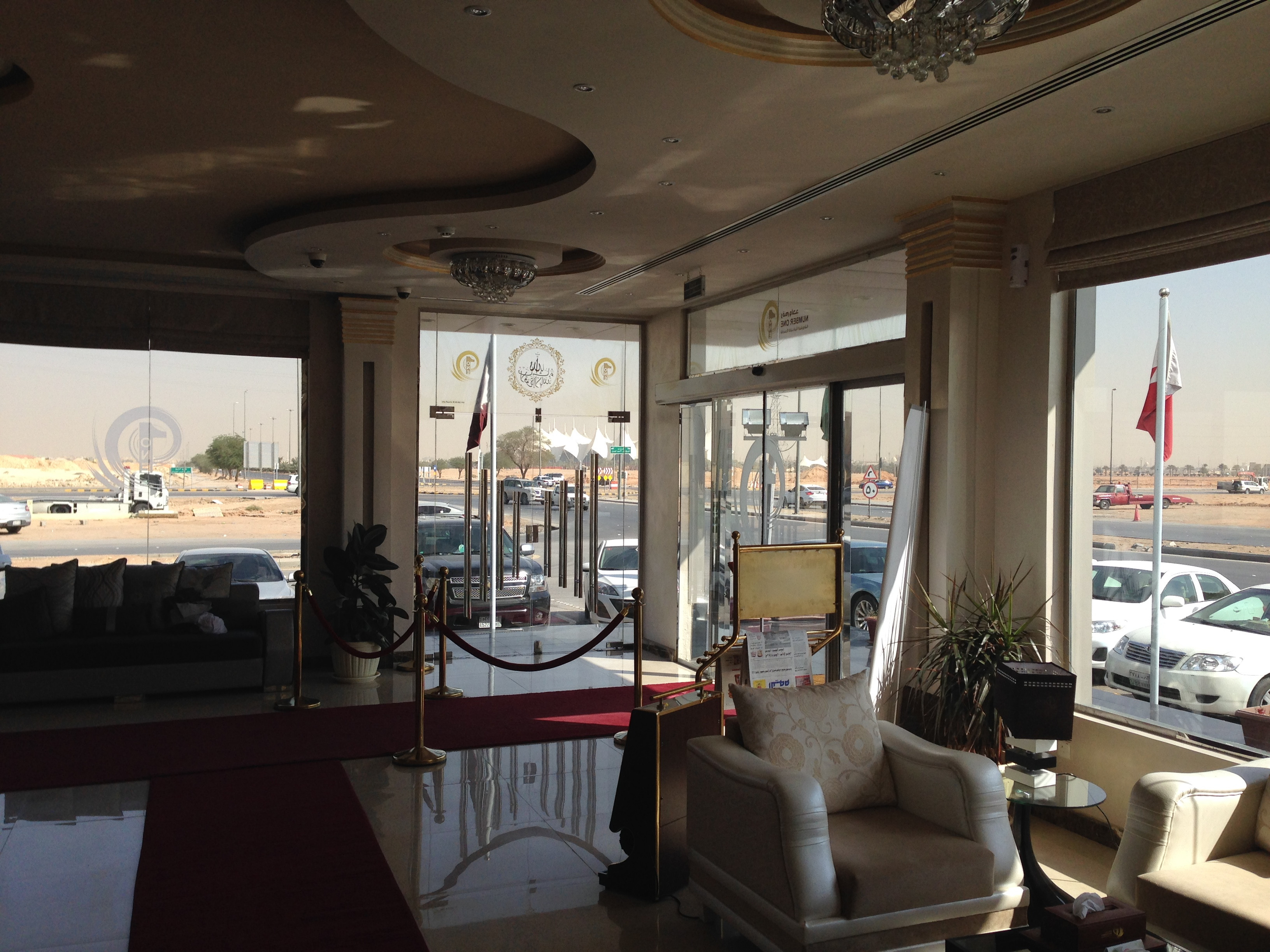 تصميم و تشطيب لوبي إستقبال فندقي في الرياض 0531226345