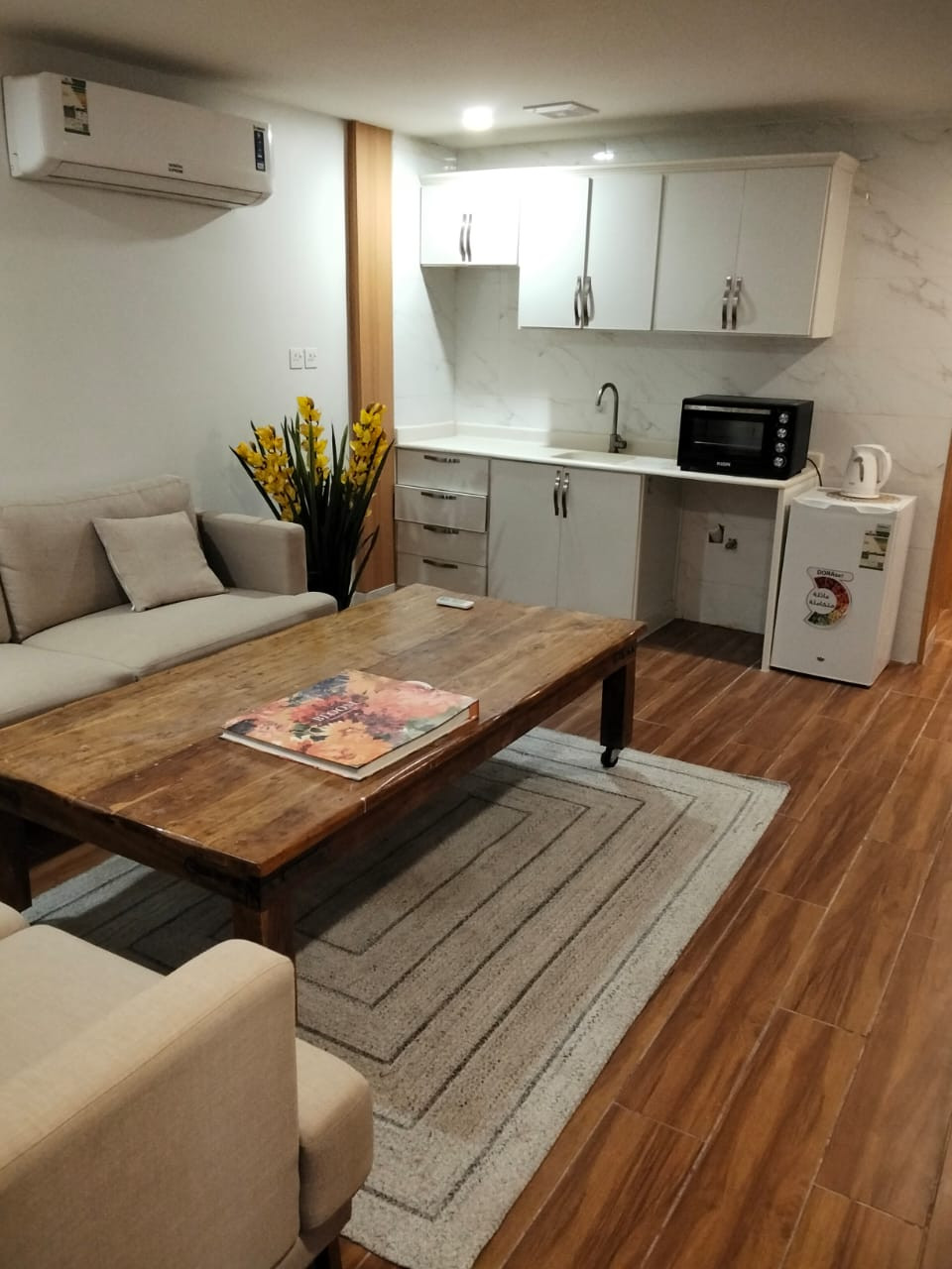 Apartments Available -Ladies Only