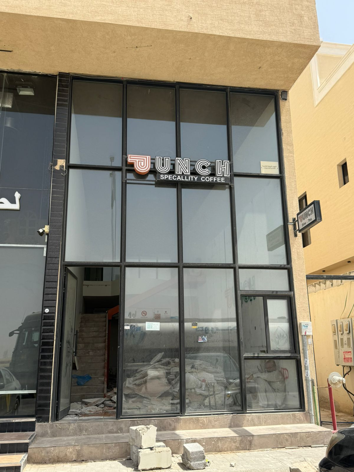 تصميم و ترميم صالون تجميل نسائي فاخر و سبا و حمام مغربي في الرياض