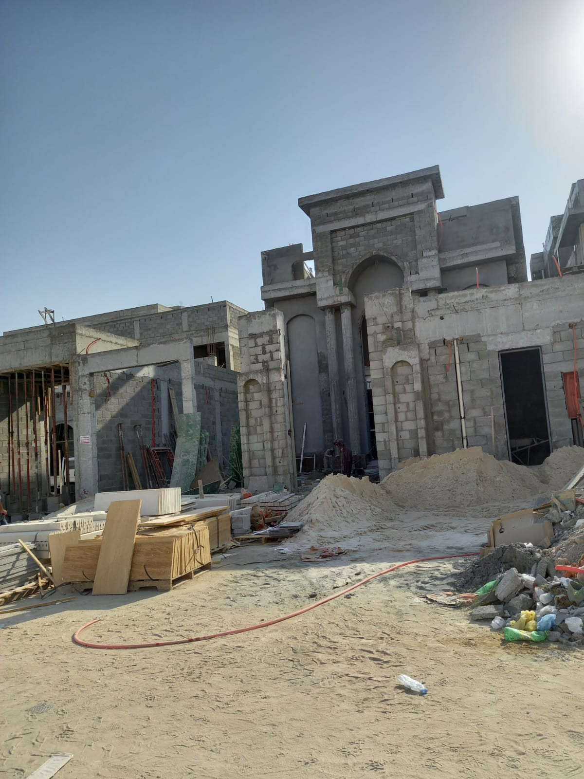 مشرف تشطيبات مواقع محترف في الرياض