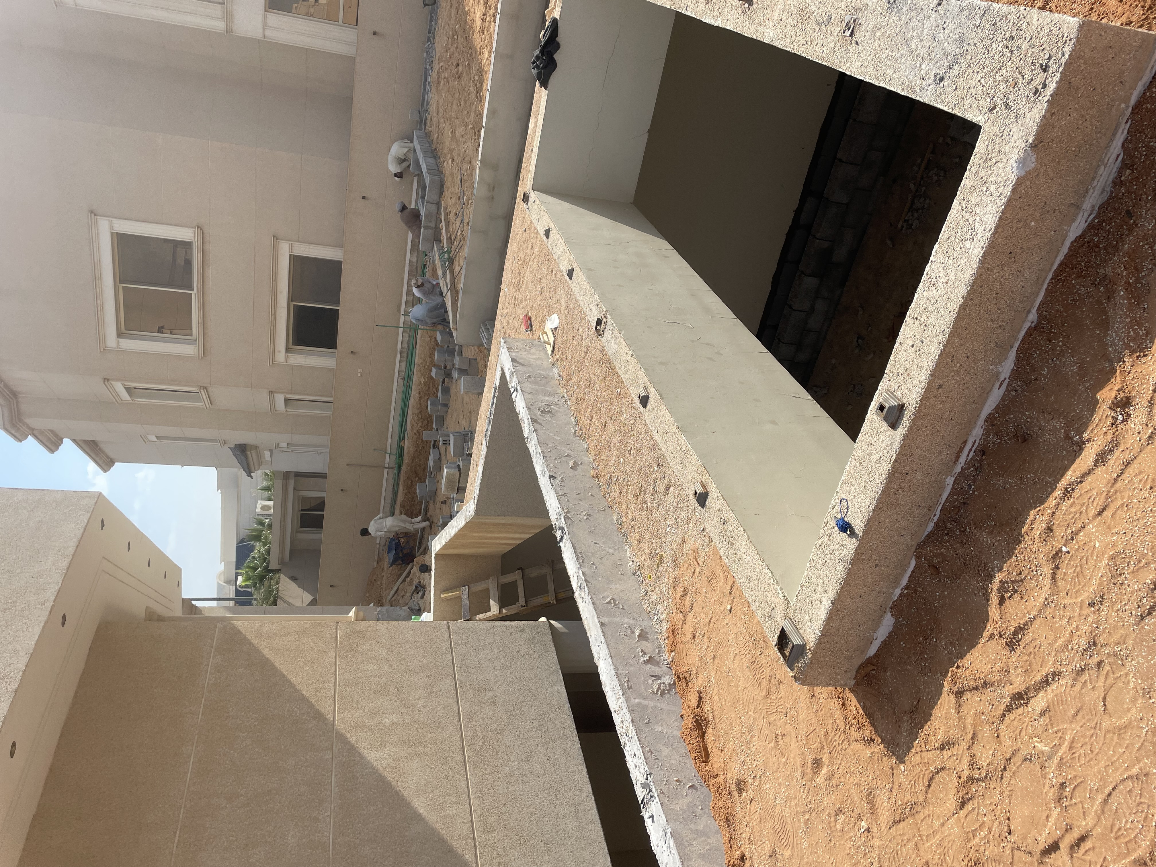 مشرف تشطيبات و مراقبة و إستلام مواقع محترف في الرياض