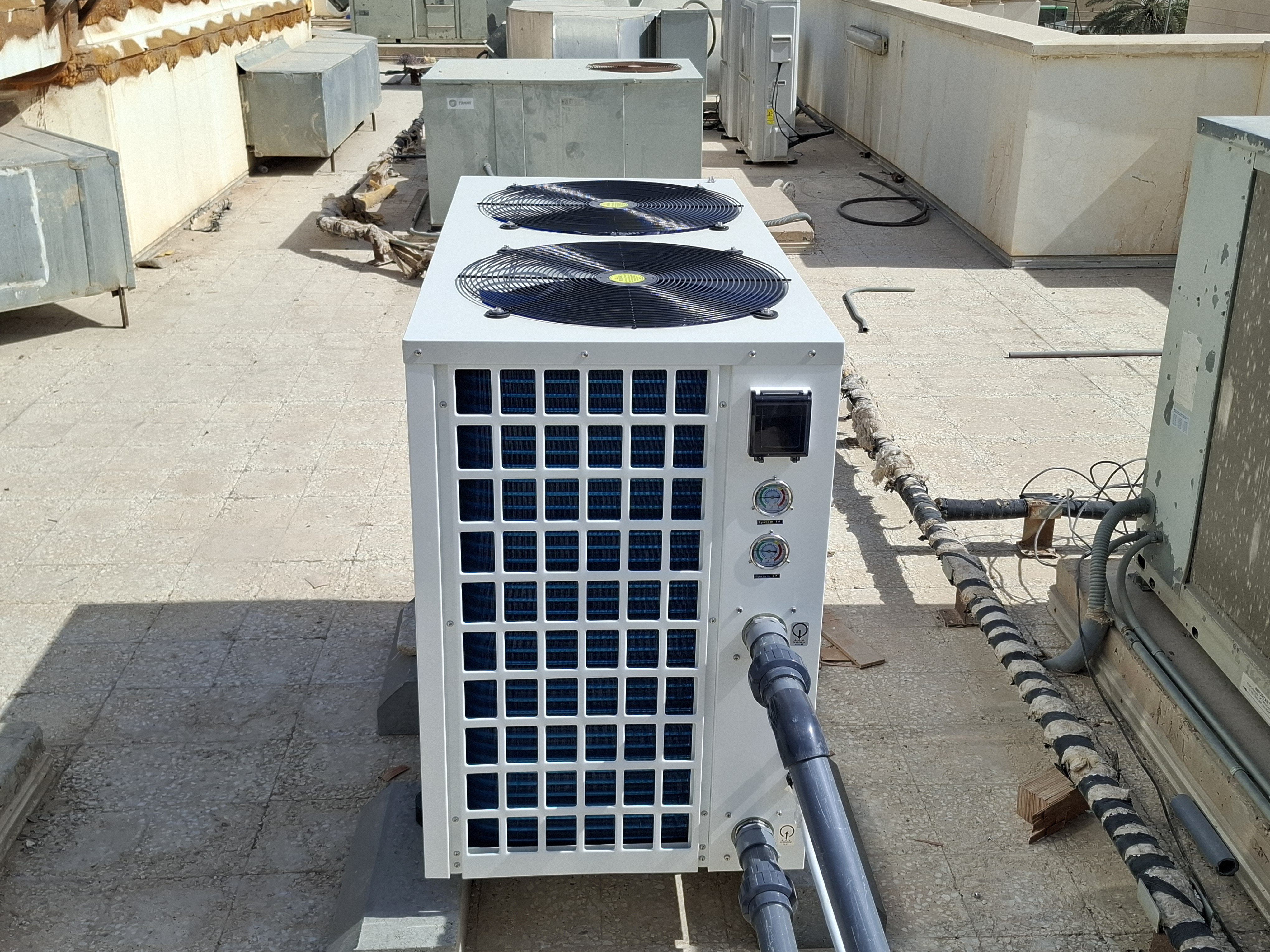 أنظمة الحقن والتعقيم الأوتوماتيكية للمسابح مع كروزا للمسابح بالرياض