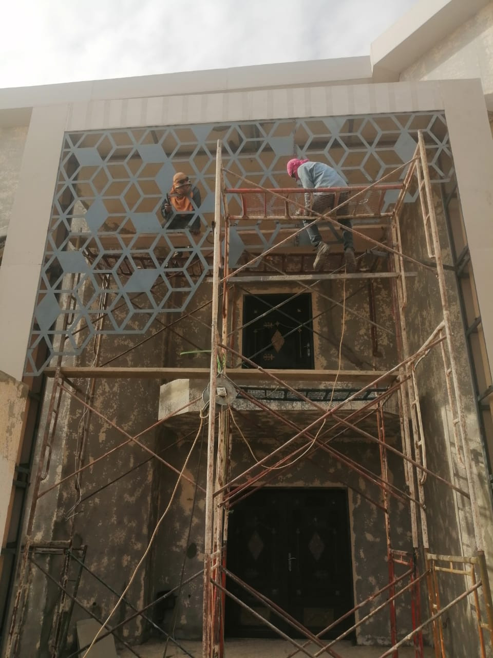 تشطيب و ترميم واجهة و حديقة فيلا فخمة في الرياض 0531226345