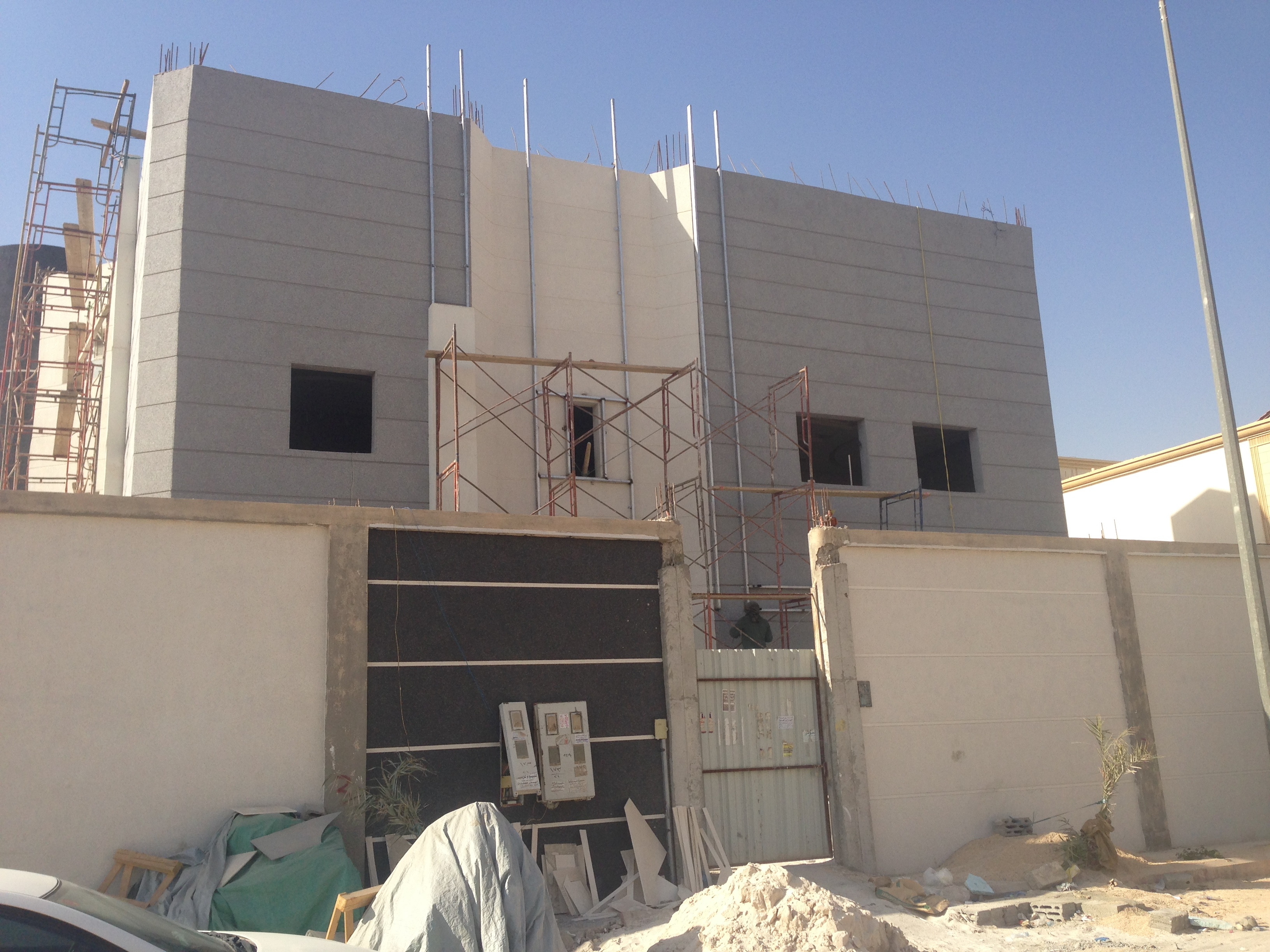 تشطيب واجهات فلل و قصور في الرياض حجر ضرما و مساح و رخام ترفنتين و حجر وجه الجبل 0531226345