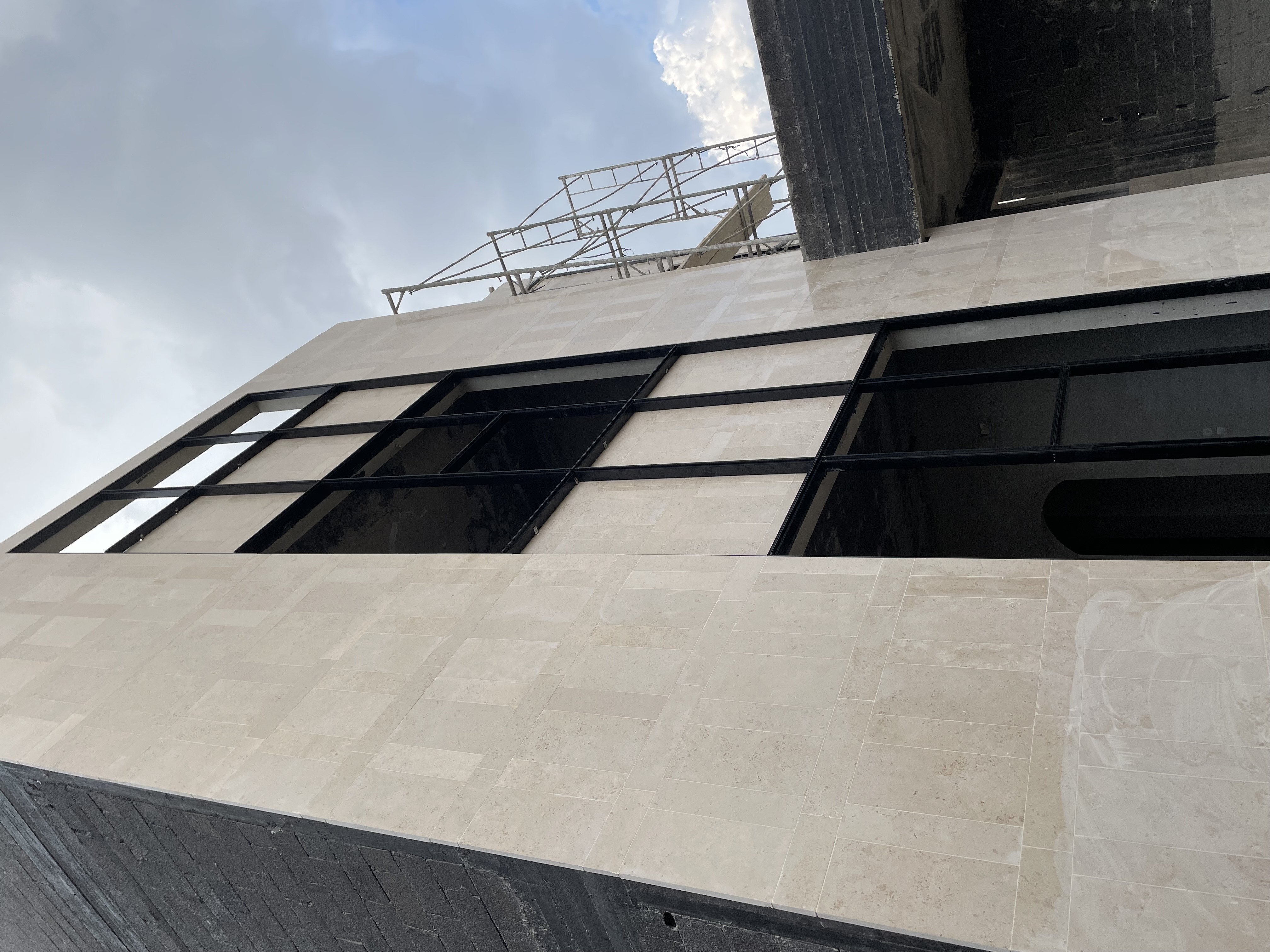 تشطيب حجر ضرما و حجر مساح فاخر في الرياض شامل التصميم و الضريبة و الإشراف 0531226345