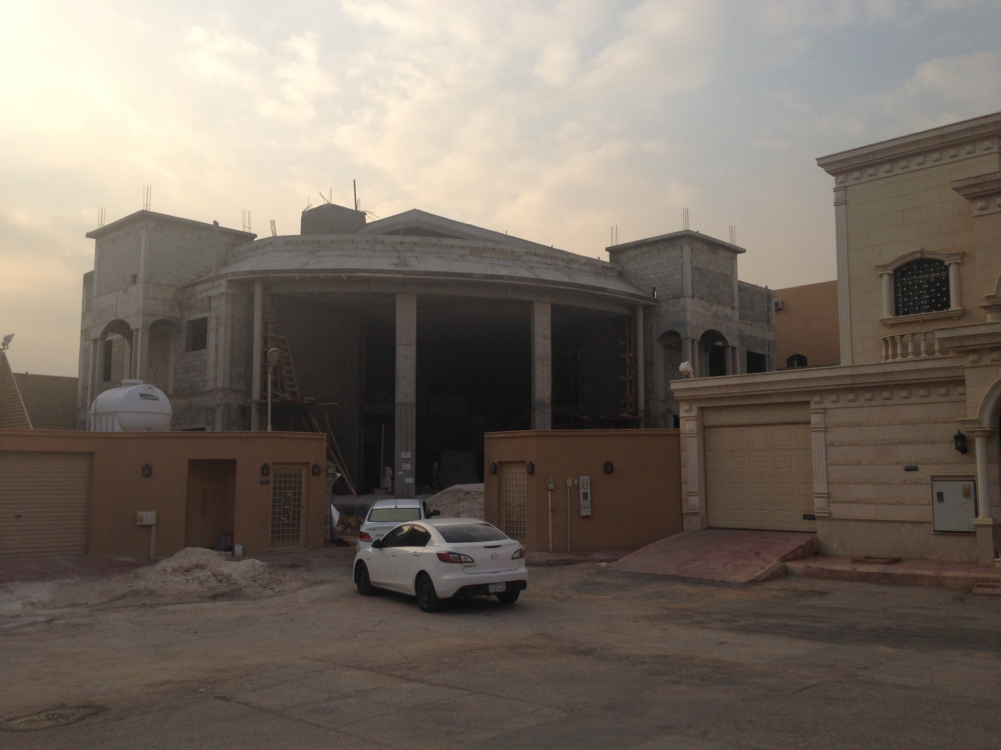 تشطيب واجهة قصر كلاسيك حجر الرياض و بروفايل جوتن في الرياض 0531226345