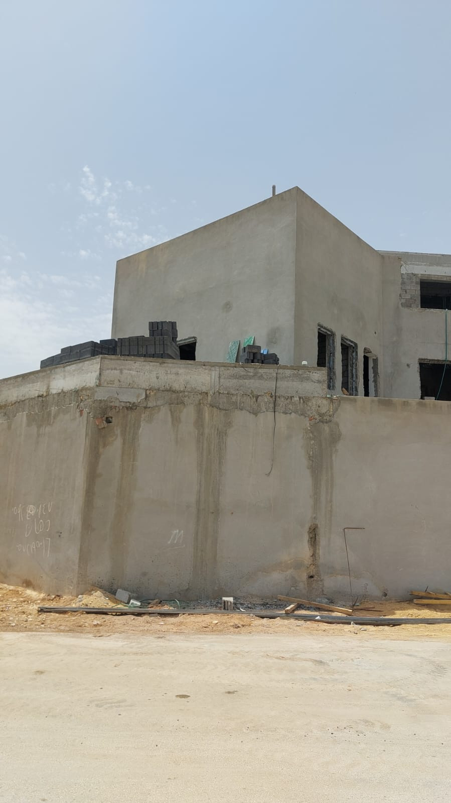 تشطيب واجهة حجر الرياض . رخام ترفنتينو . حجر وجه الجبل شامل تصميم . إشراف مجاني بالرياض0531226345