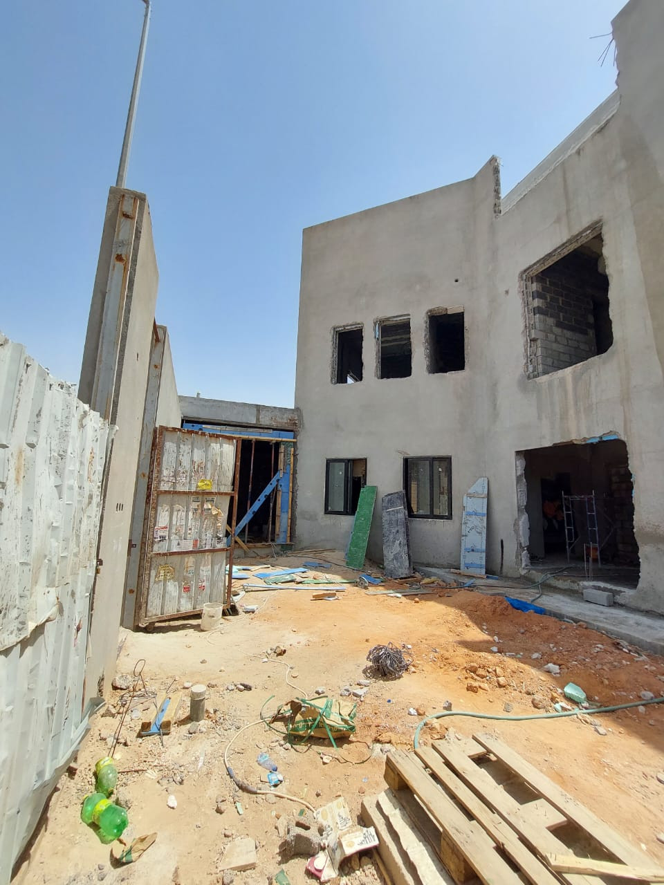 تشطيب واجهة حجر الرياض . رخام ترفنتينو . حجر وجه الجبل شامل تصميم . إشراف مجاني بالرياض0531226345