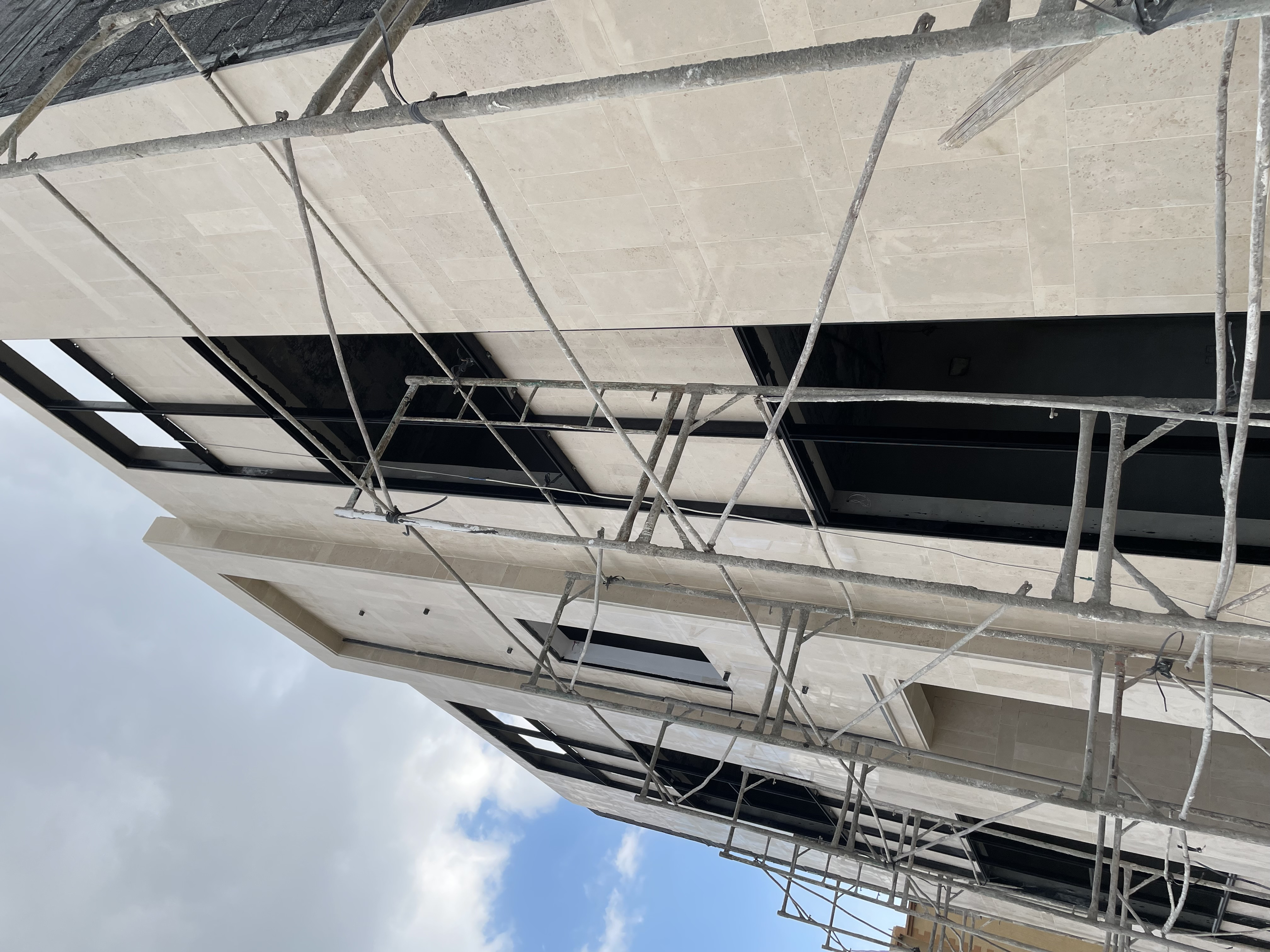 تشطيب واجهة حجر نساح و حجر ضرما و حجر دوسري و رخام ترفنتينو و حجر وجه الجبل في الرياض0531226345