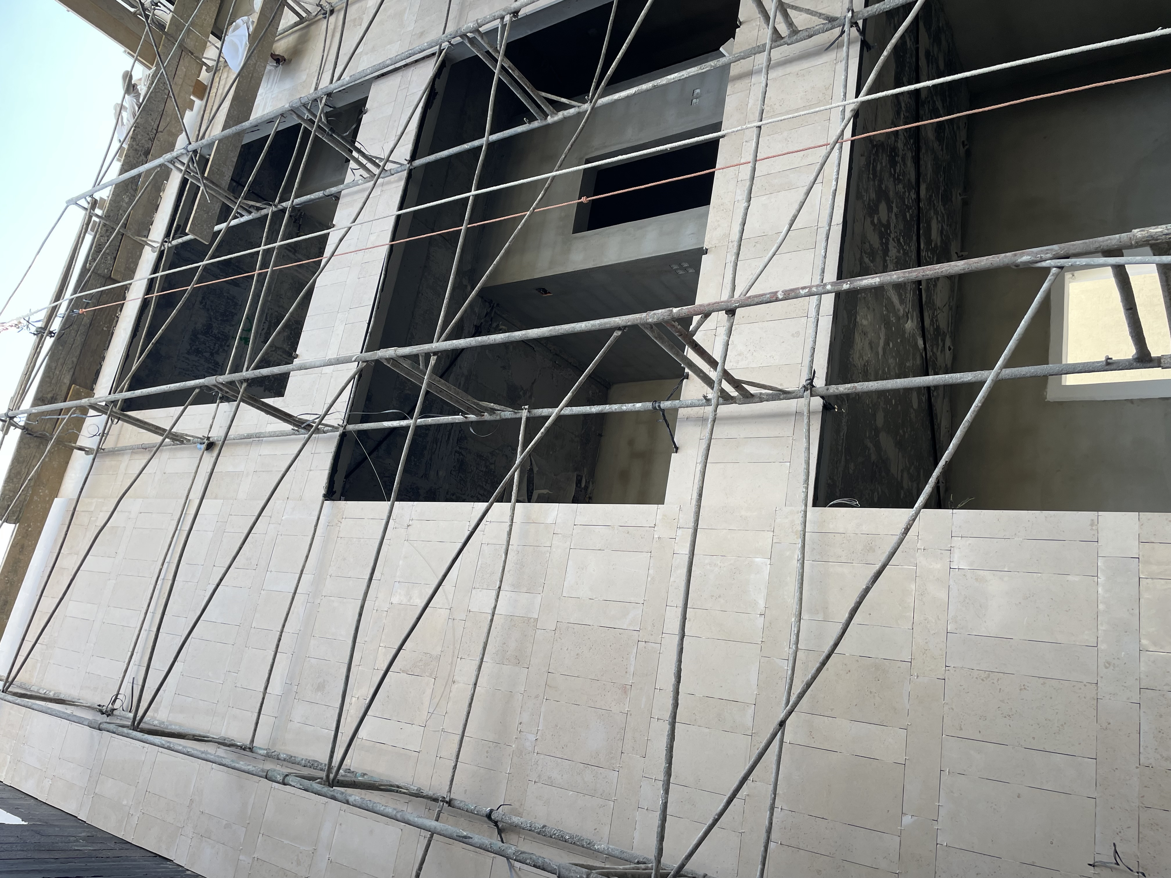 تشطيب واجهة حجر نساح و حجر ضرما و حجر دوسري و رخام ترفنتينو و حجر وجه الجبل في الرياض0531226345